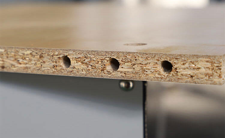 Три в одном отверстиях подключения