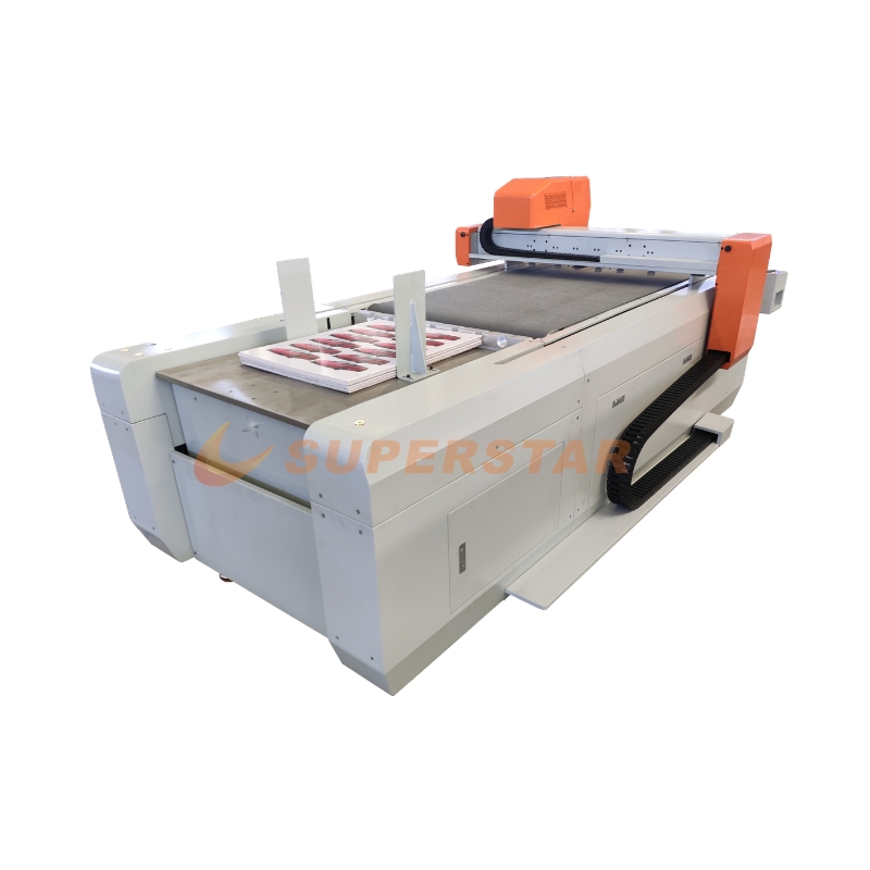 Цифровая машина для резки графики и упаковки Superstar CX-1107CCD